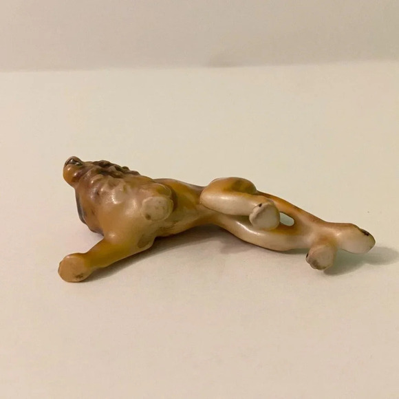 Vintage  Miniature Lion Porcelain Figurine 2.25 Inch Long Small Figure - Picture 13 of 13
